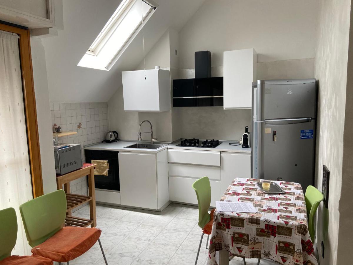페스키에라 보로메오 La Casa Di Giada 아파트 외부 사진